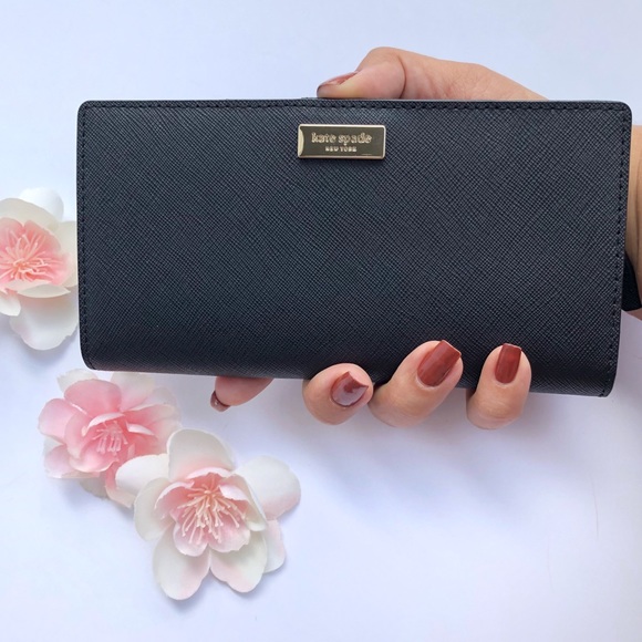 kate spade Handbags - Kate Spade Classic Black Wallet Stacy Laurel St